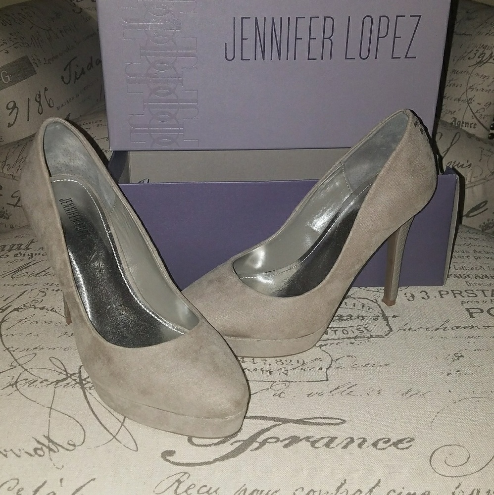 Women's shoes